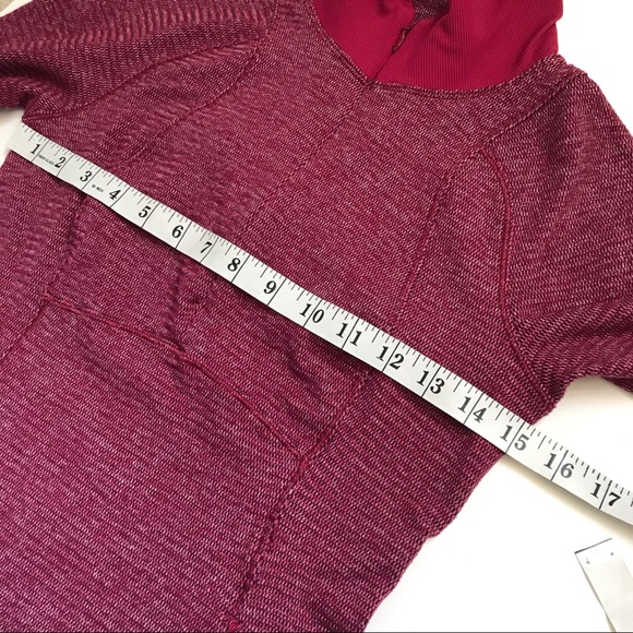 LULULEMON Runderful 1/2 Zip Long Sleeves - Picture 7 of 8